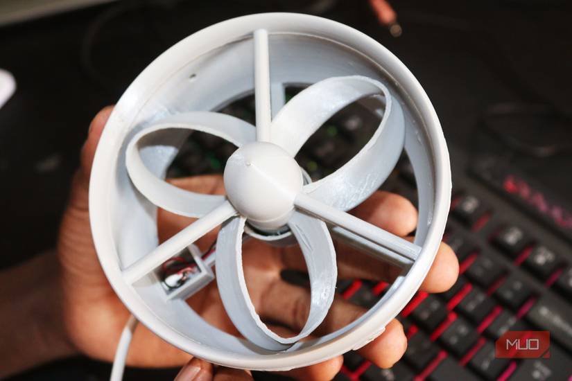 How to Build a Simple Desktop Fan