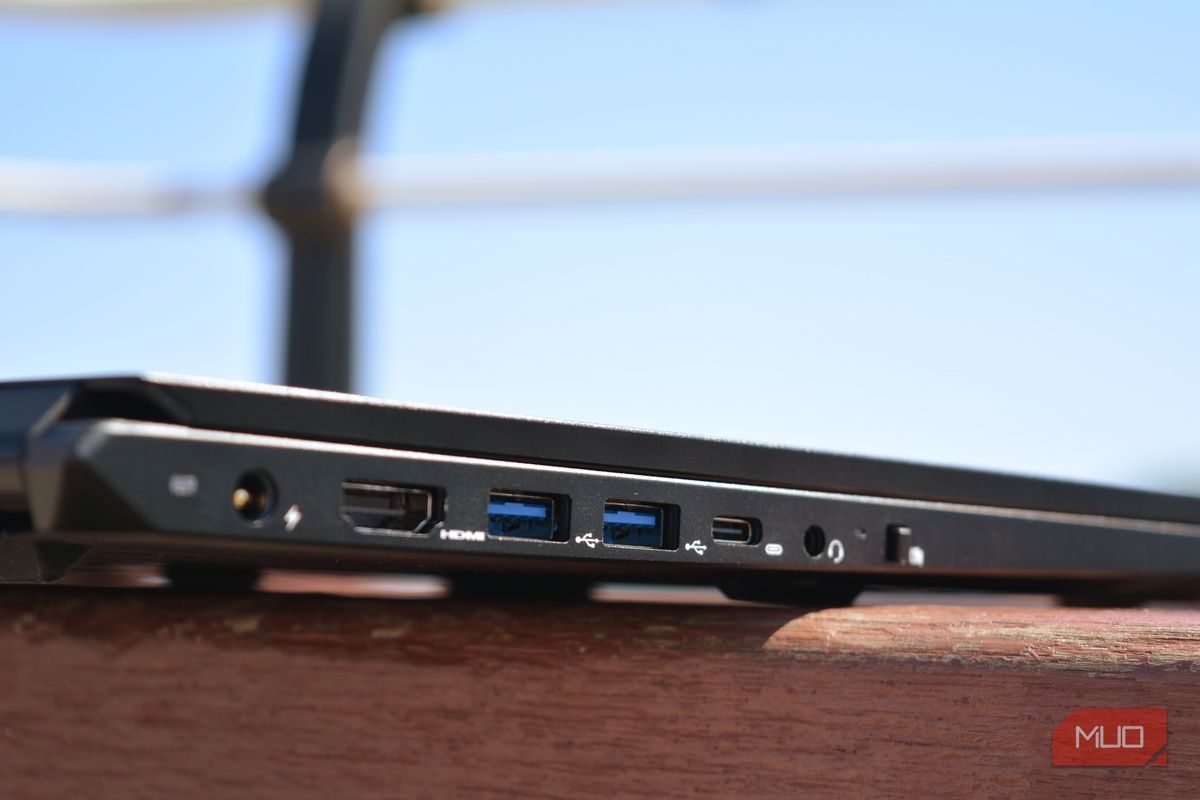 USB ports on a system76 pangolin laptop