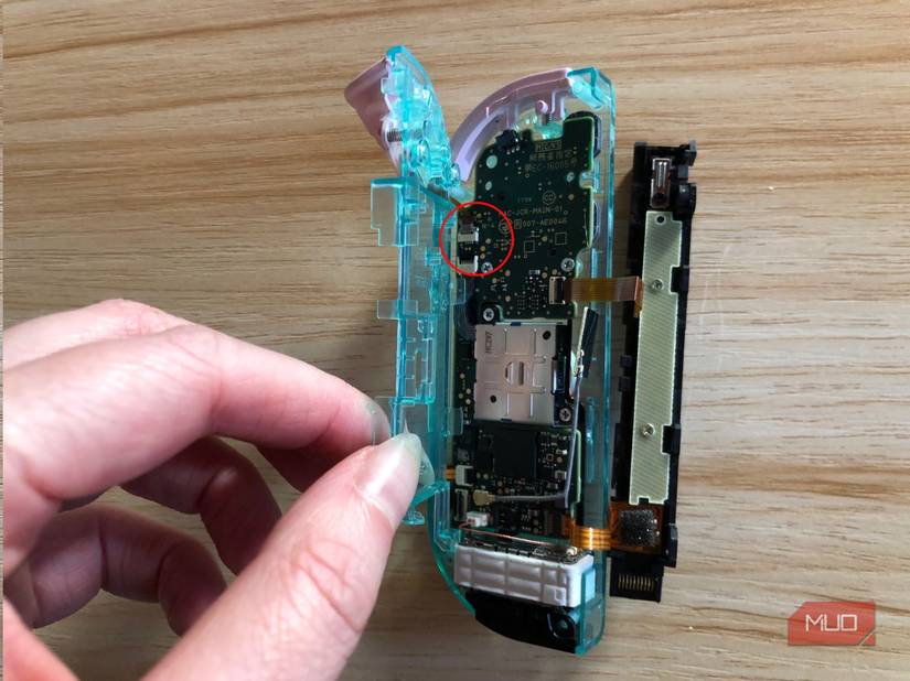 How to Replace Your Nintendo Switch Joy-Con Shells