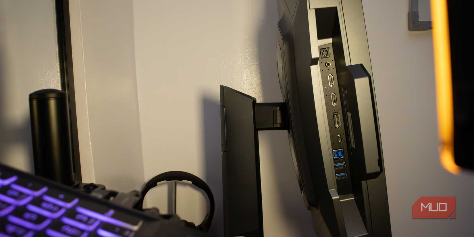 Redmagic 4K Gaming Monitor ports