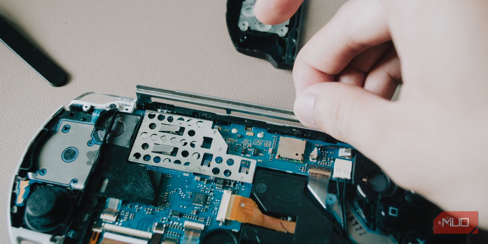 How to Clean a Sony PSP