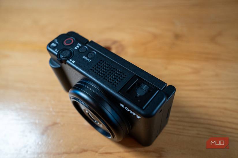 Zv Sony Rx100 Vii Vs Iphone 12 Pro Sony ZV-1F: Simple And Easy Or Too