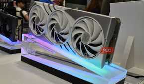 msi 4070 slimline gpu on msi stand
