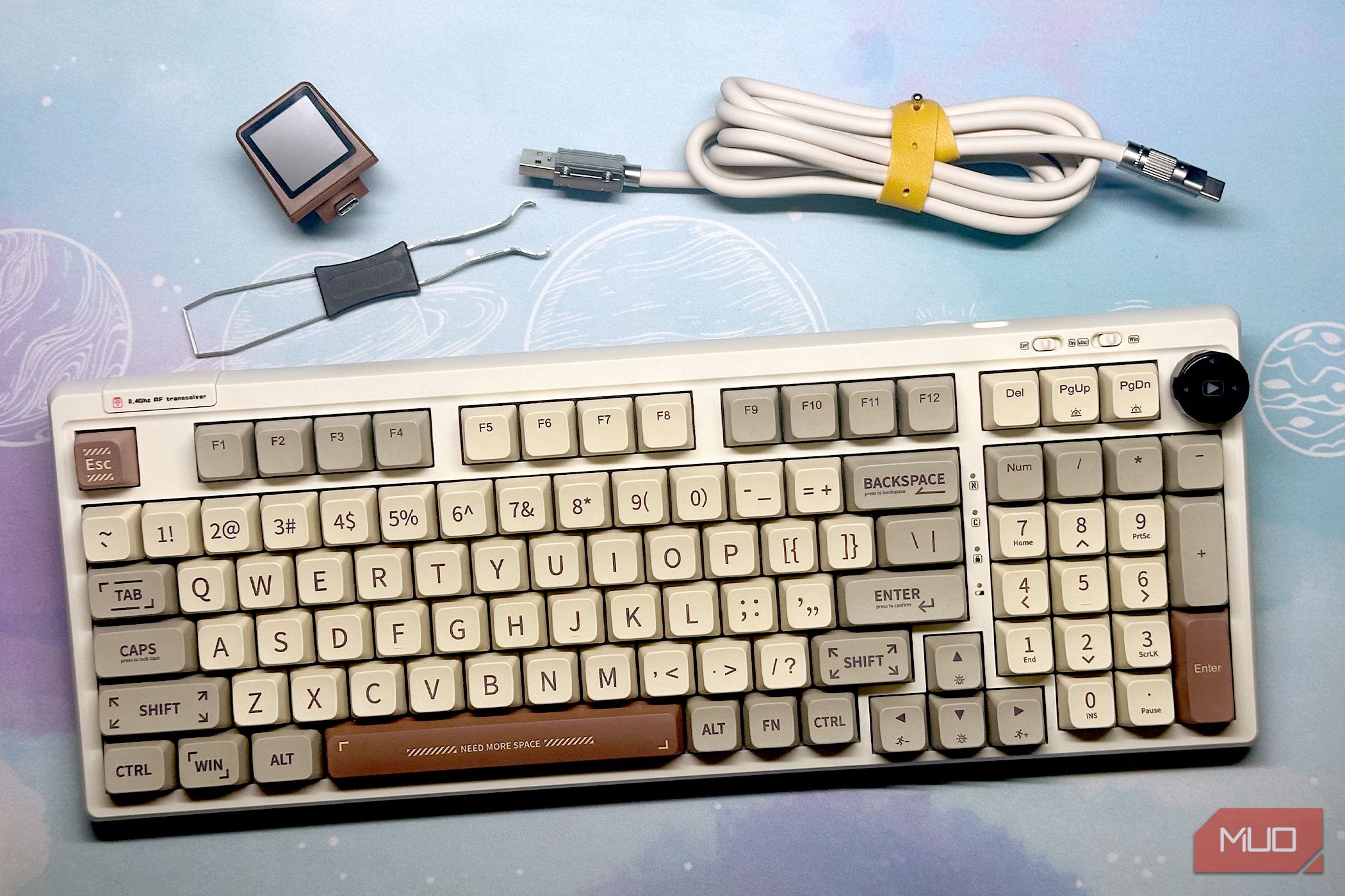 Epomaker RT100 Review: A Quiet and Comfortable Typing Experience
