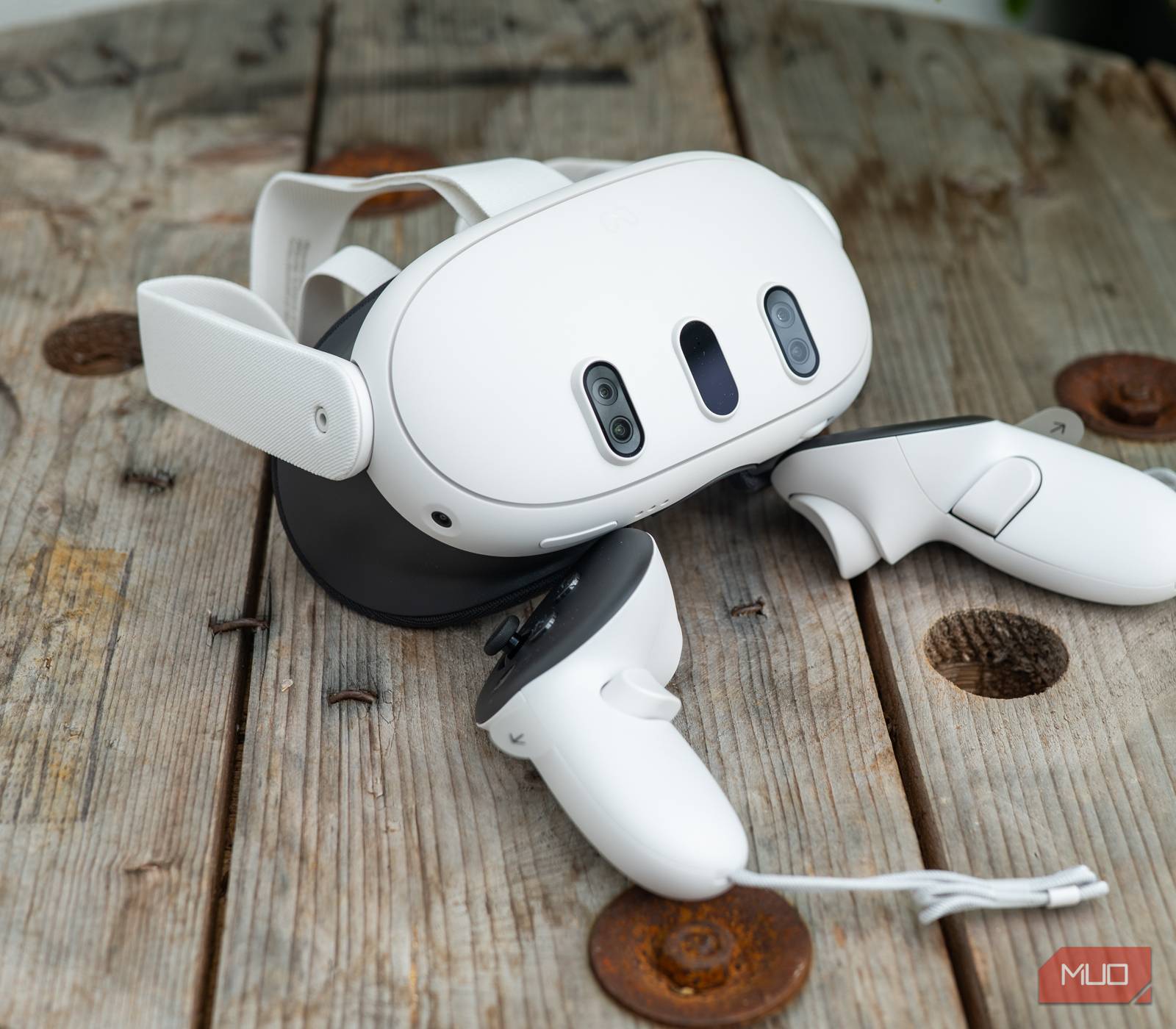 Meta Quest Review: Introducing the Magic of Mixed Reality