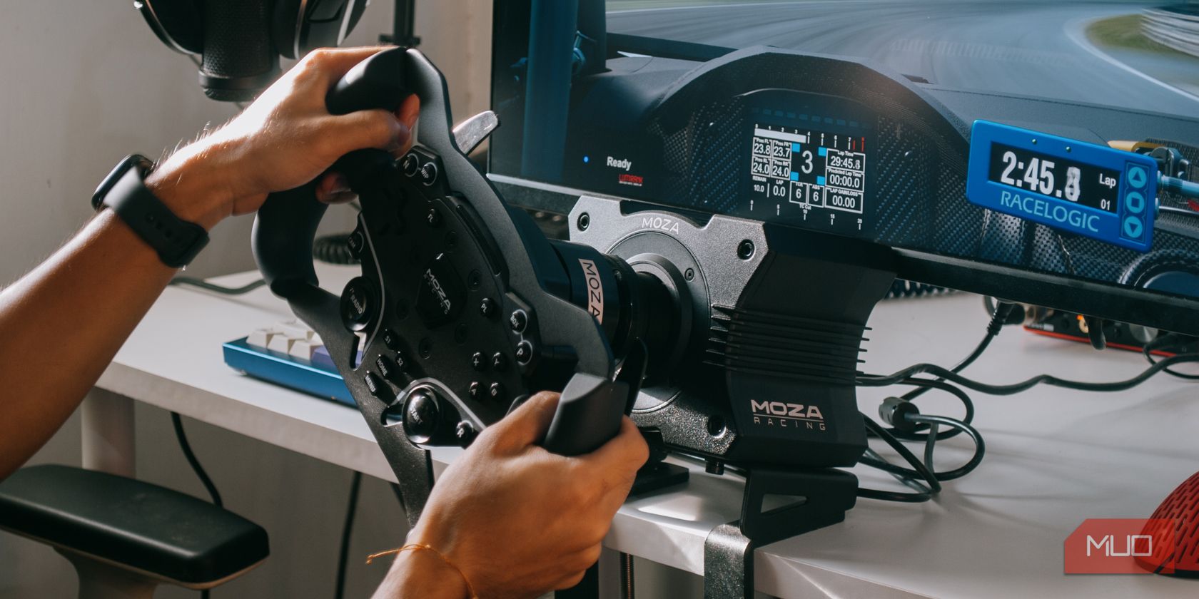 MOZA R5 Bundle Review: A Great Sim Racing Starting Point for $499