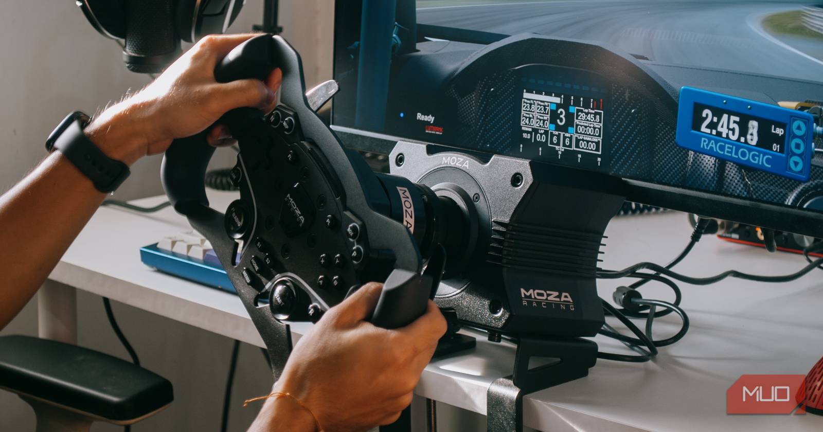 MOZA R5 Bundle Review: A Great Sim Racing Starting Point for $499