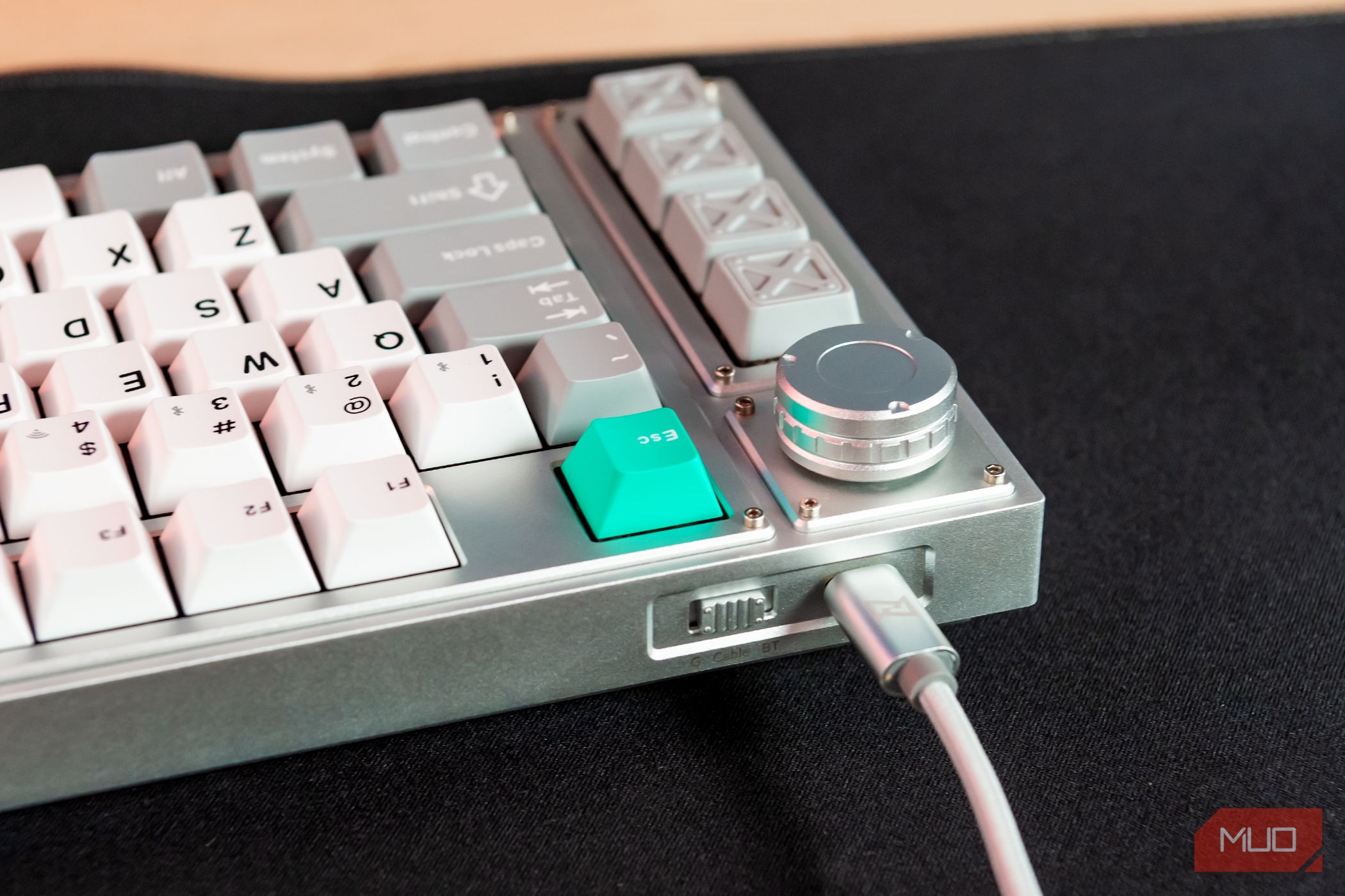 Lemokey L3 Review: Keychron's First Gaming Keyboard Is Pure