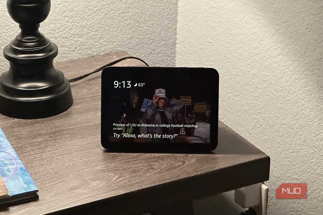amazon echo show 8 adaptive content far