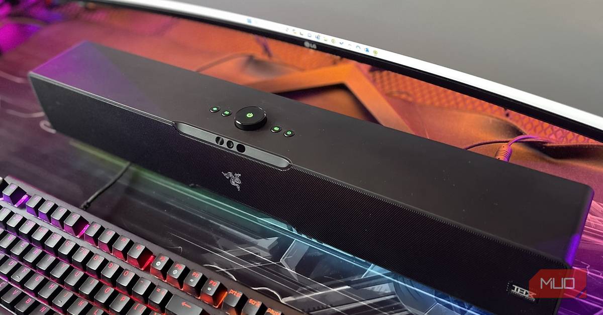 razer-leviathan-v2-pro-close-