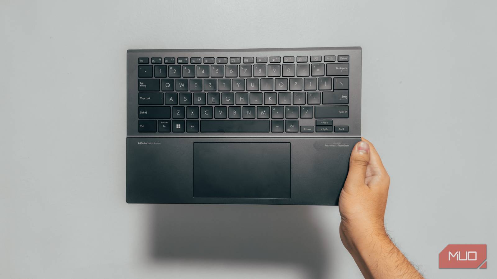 ASUS Zenbook DUO keyboard detatchedjpg