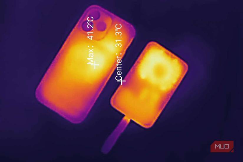 خوانش مادون قرمز پاوربانک مغناطیسی Baseus پس از شارژ