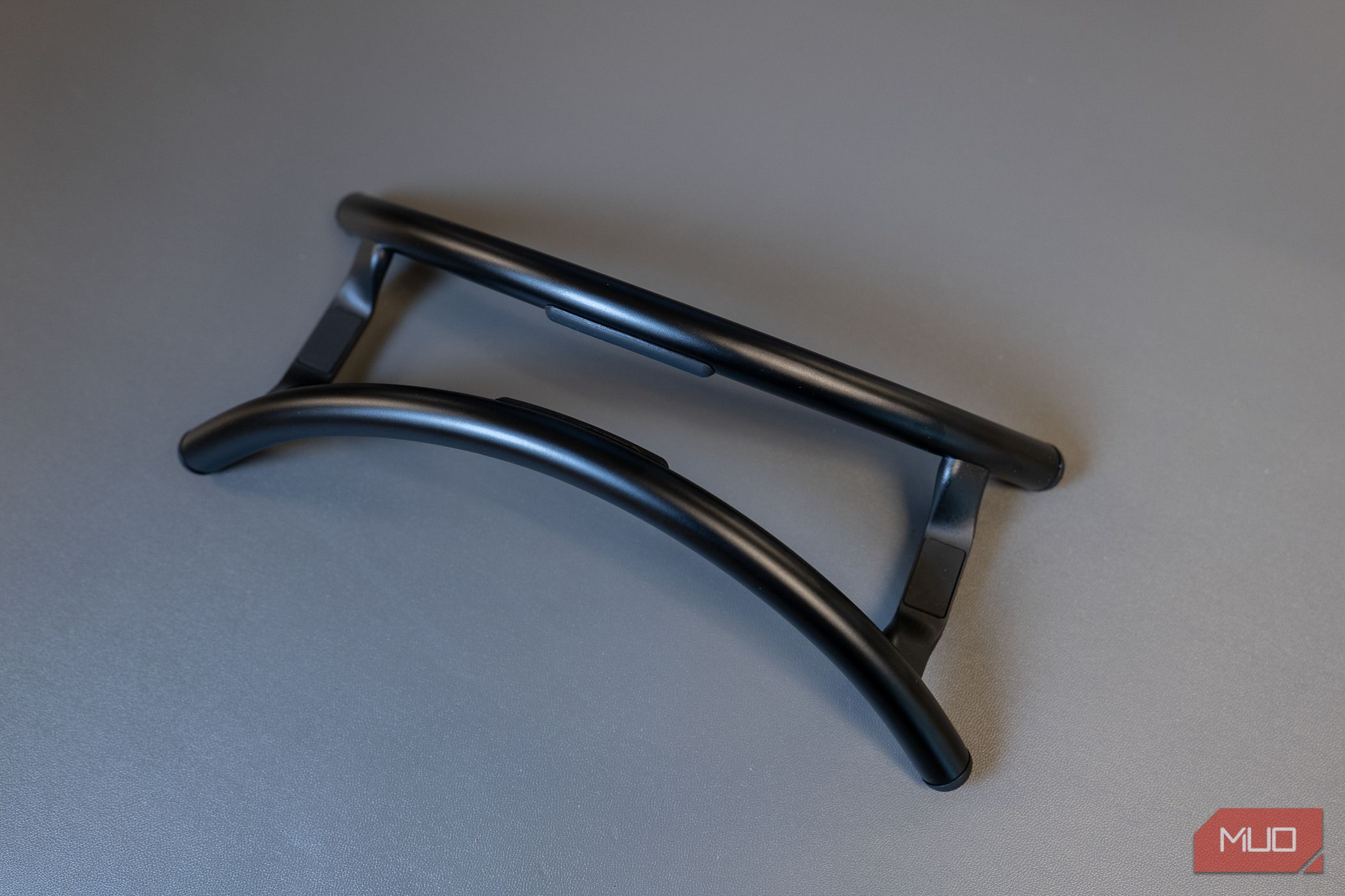 Twelve South BookArc Flex Review: A Well-Designed Space