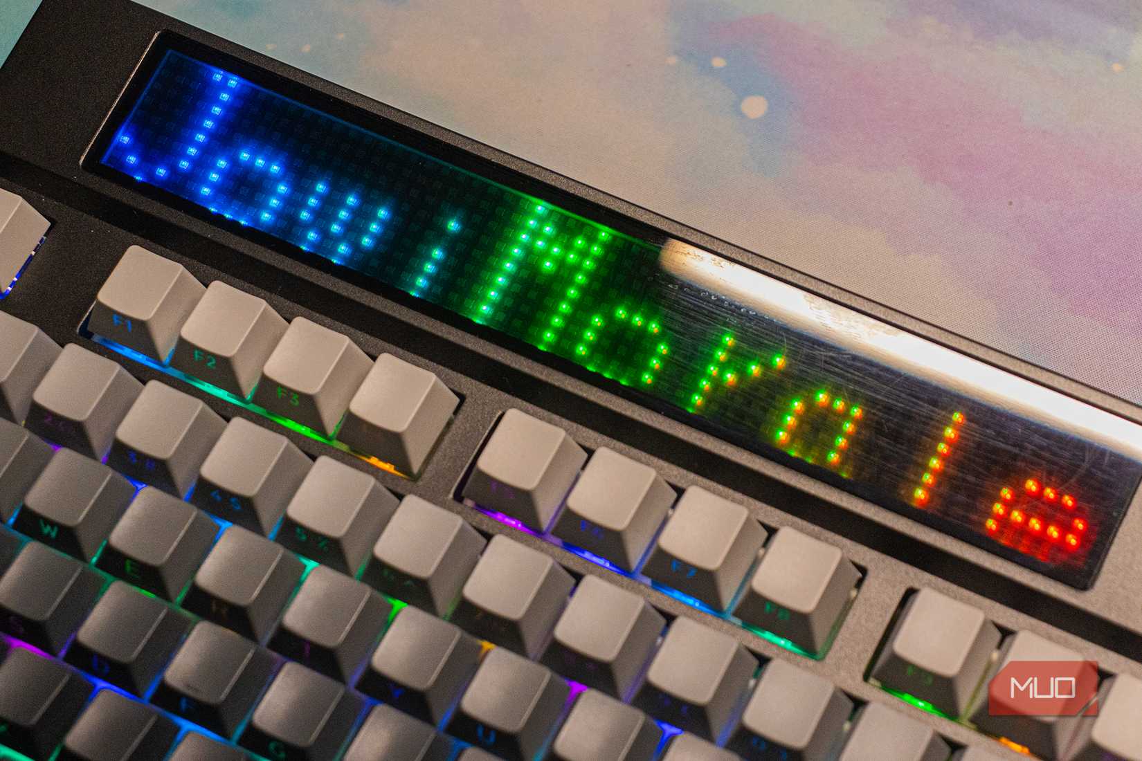 Epomaker Dynatab 75X Review: Retro Keyboards Have Never Looked Better