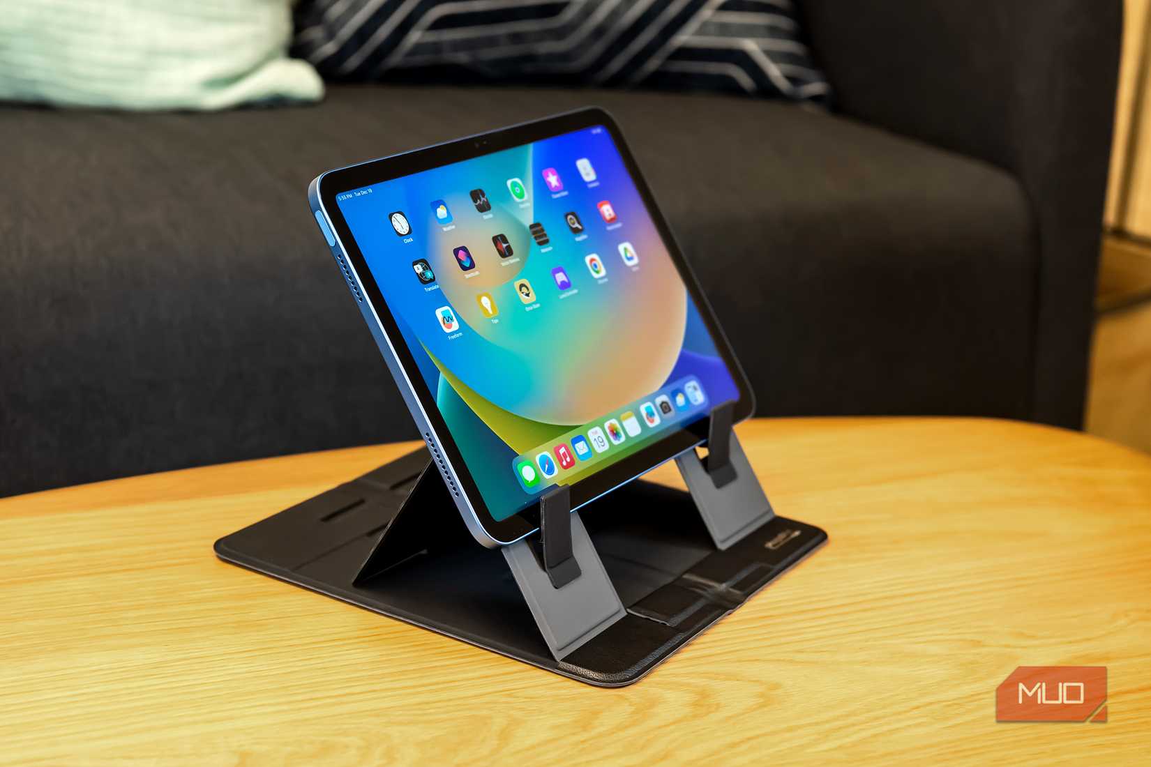 Plugable PT STANDX Review: Unmatched Portability for On-the-Go ...