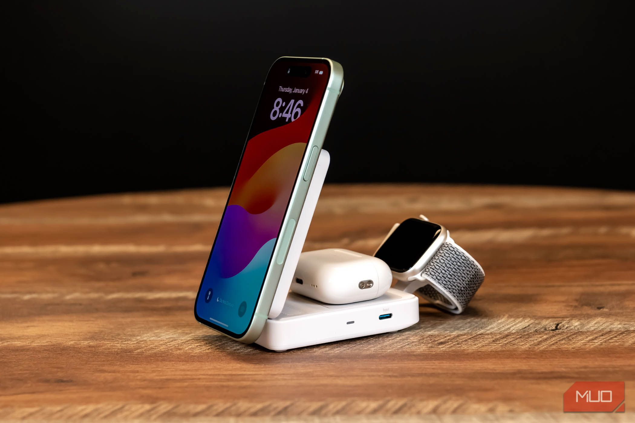Anker MagGo Wireless Charging Station (Foldable 3-in-1