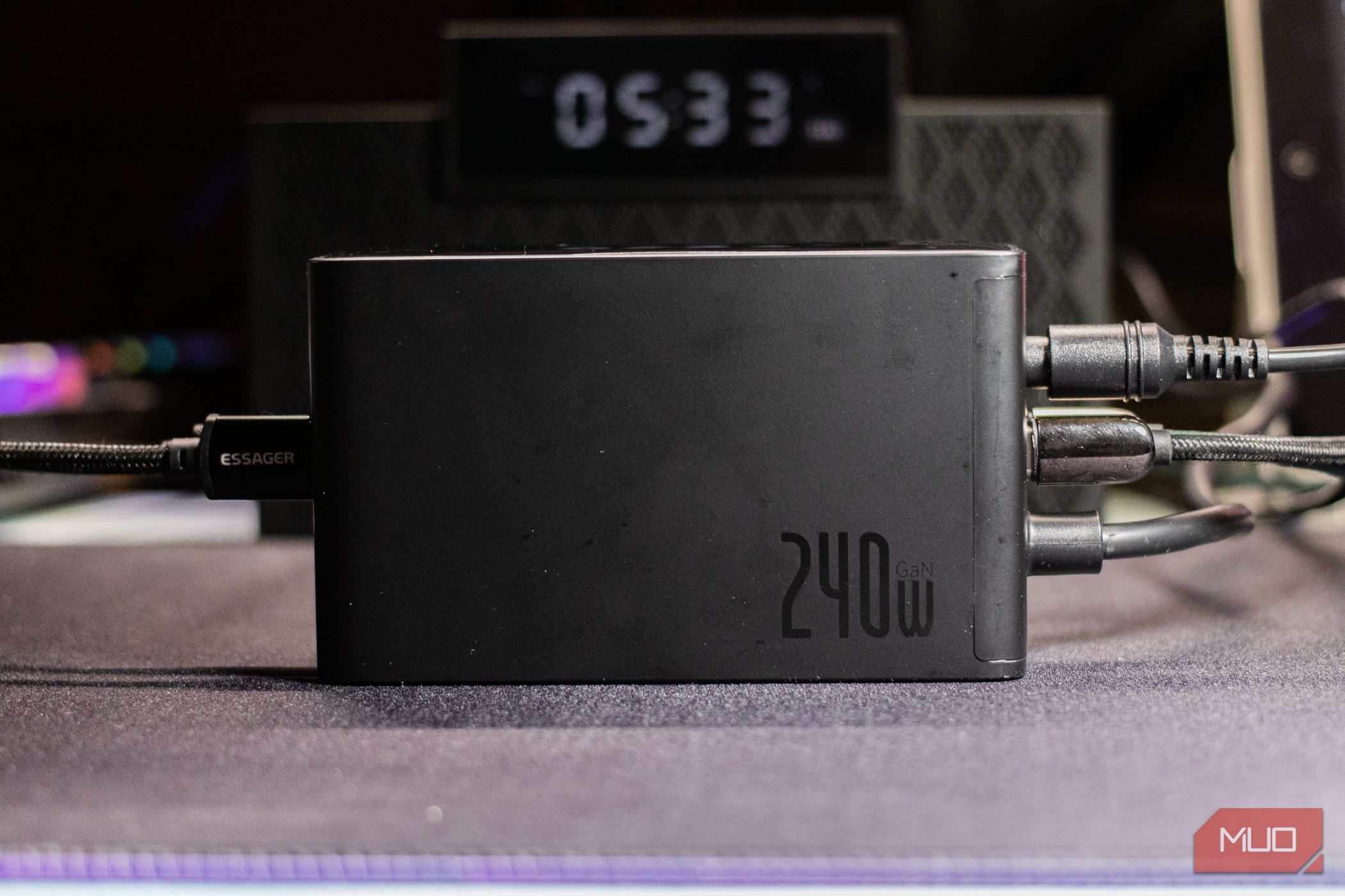 Baseus 240W Digital GaN Charger with five devices