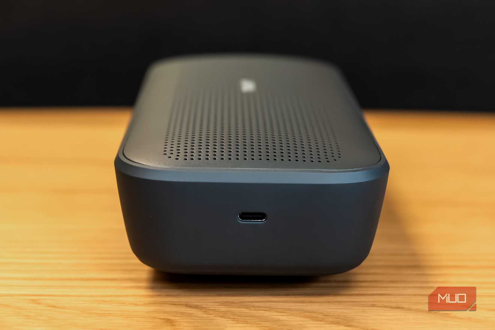 پورت شارژ Tribit Stormbox Flow Box-1