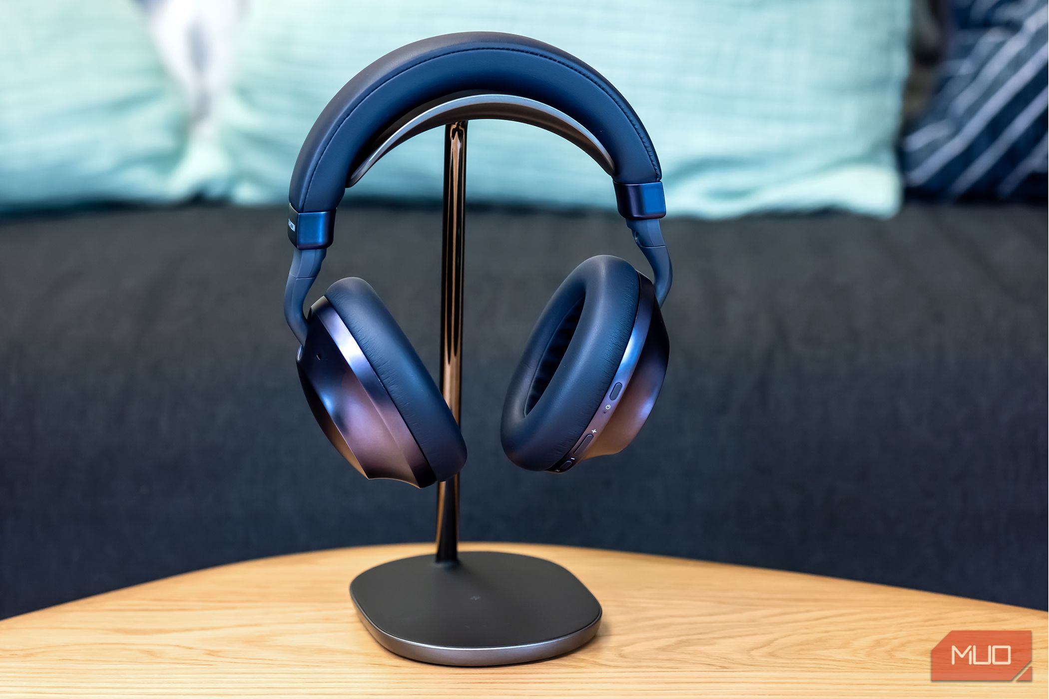 If your Bluetooth headphones suddenly sound terrible, check this page