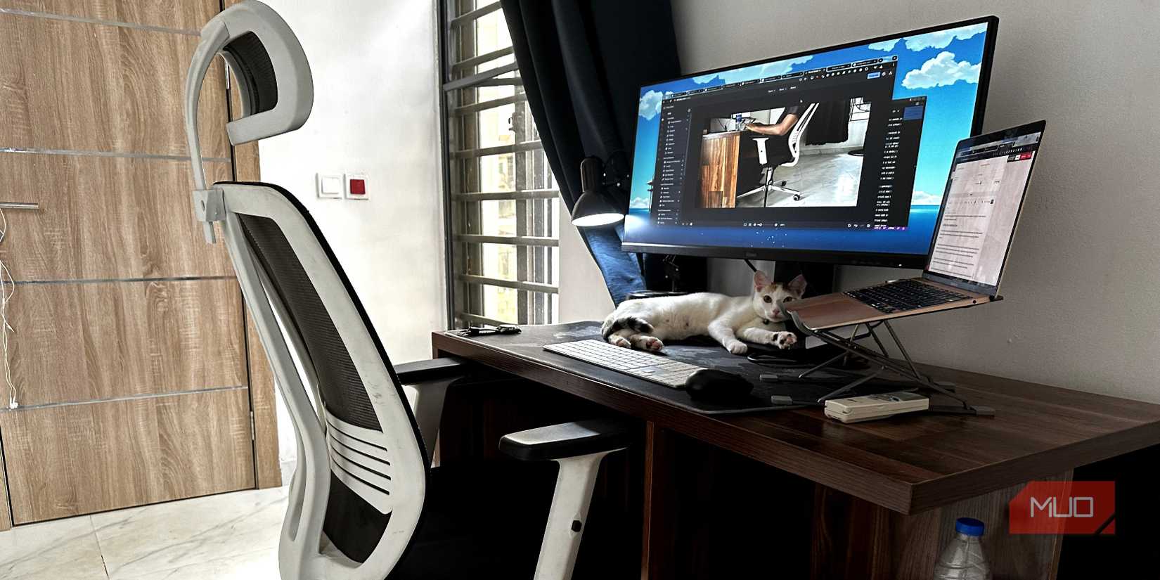 Why I Prefer to Game in an Office Chair Instead of a Gaming Chair