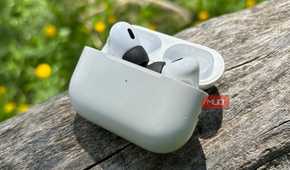 KeyBudz HyperFoam tips in AirPods Pro case