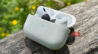 KeyBudz HyperFoam tips in AirPods Pro case