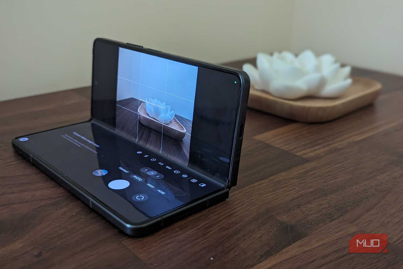 These Are My 4 Favorite Aspects About Using Folding Phones