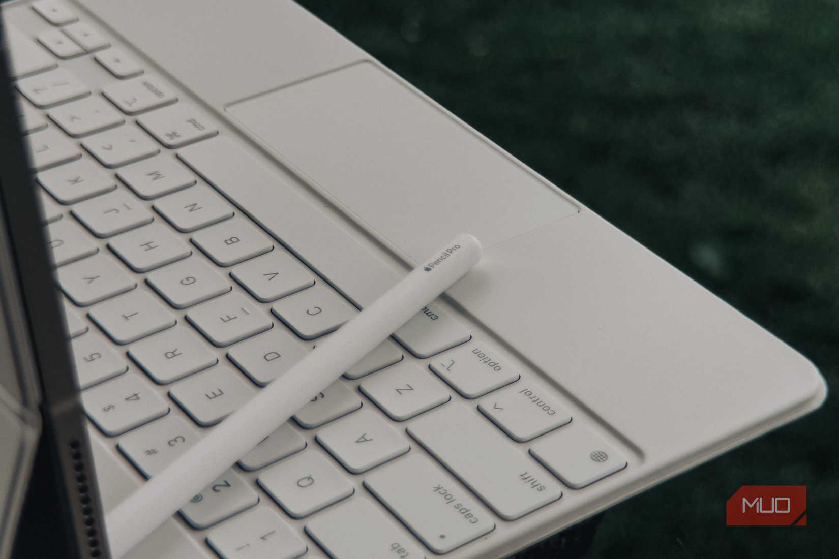 Apple iPad Air 13-inch (M2) Review: This Is the Best Big Tablet 