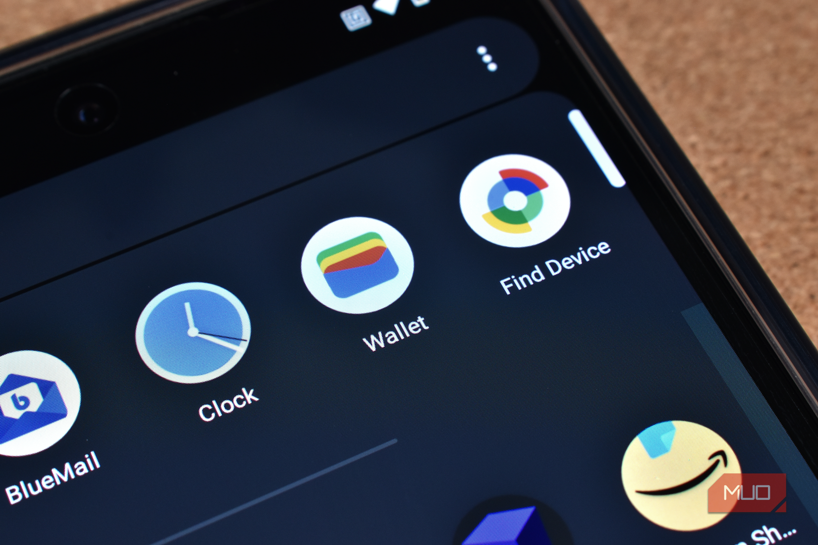 google wallet icon on smartphone screen