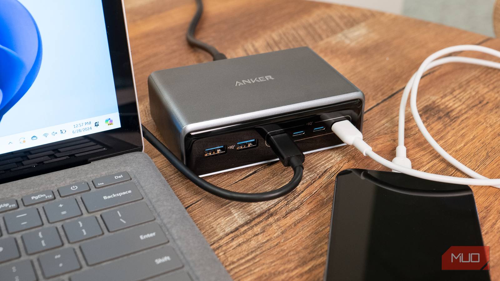 Anker Prime 6-in-1 (200W) Charger Review: Pump 200W Into Six Devices at Once