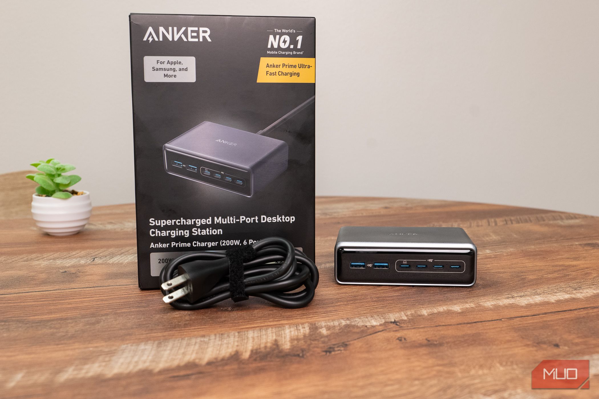 a*r様 Anker Prime Charger 200W 6ポート Anker Prime Charger | 200W USB-C for Multi Devices - Anker