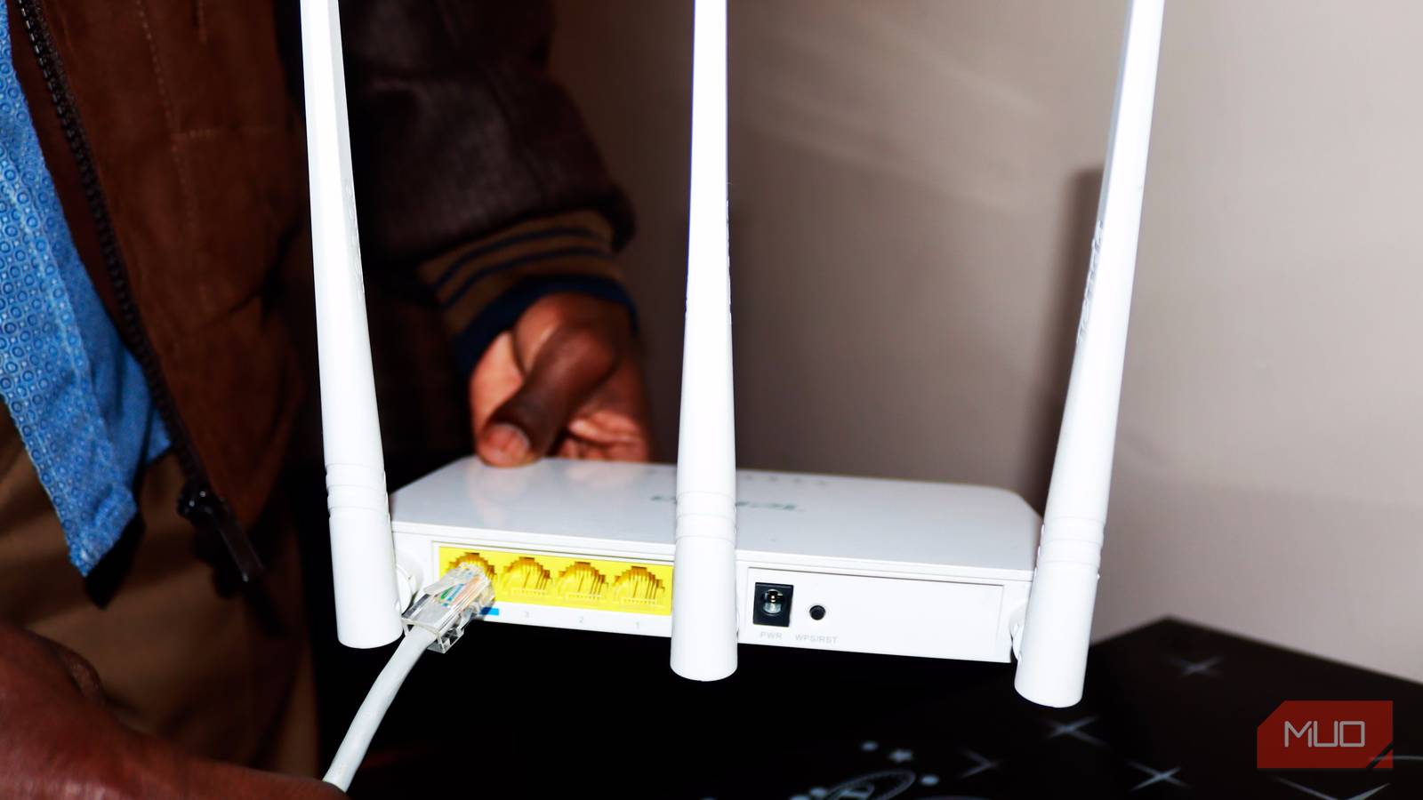 I made my Wi-Fi channel narrower, and my whole house got faster