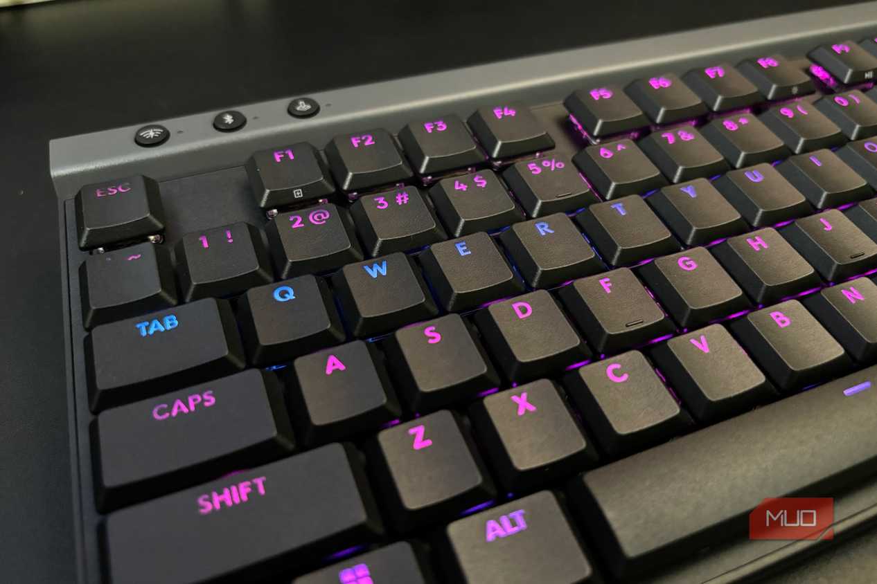 Illuminated QWERTY keys on the Logitech G515 LIGHTSPEED TKL