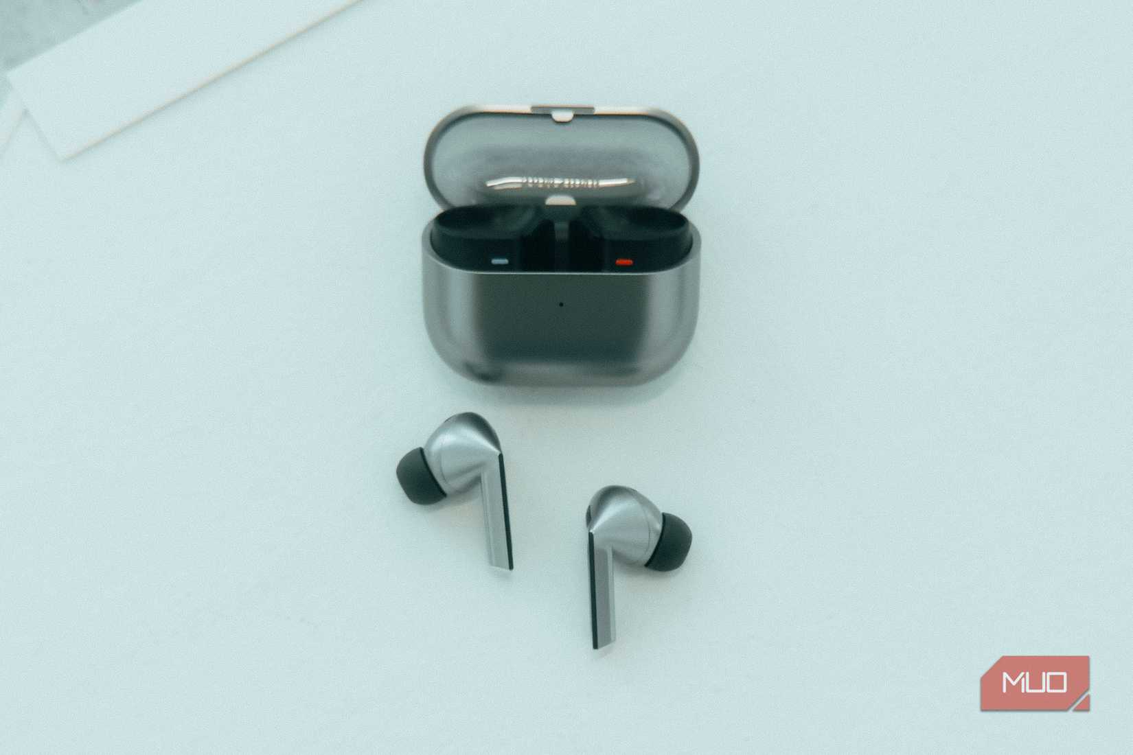 Samsung Galaxy Buds Pro Review: When Copying Works