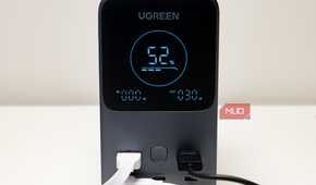 Ugreen 300W 48000mAh Power Bank showing charging speed