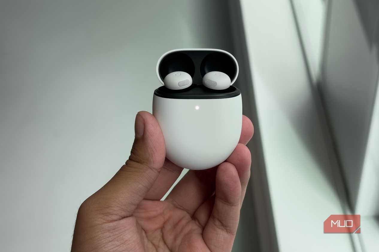 Pixel Buds Pro 2 Case opened in hand