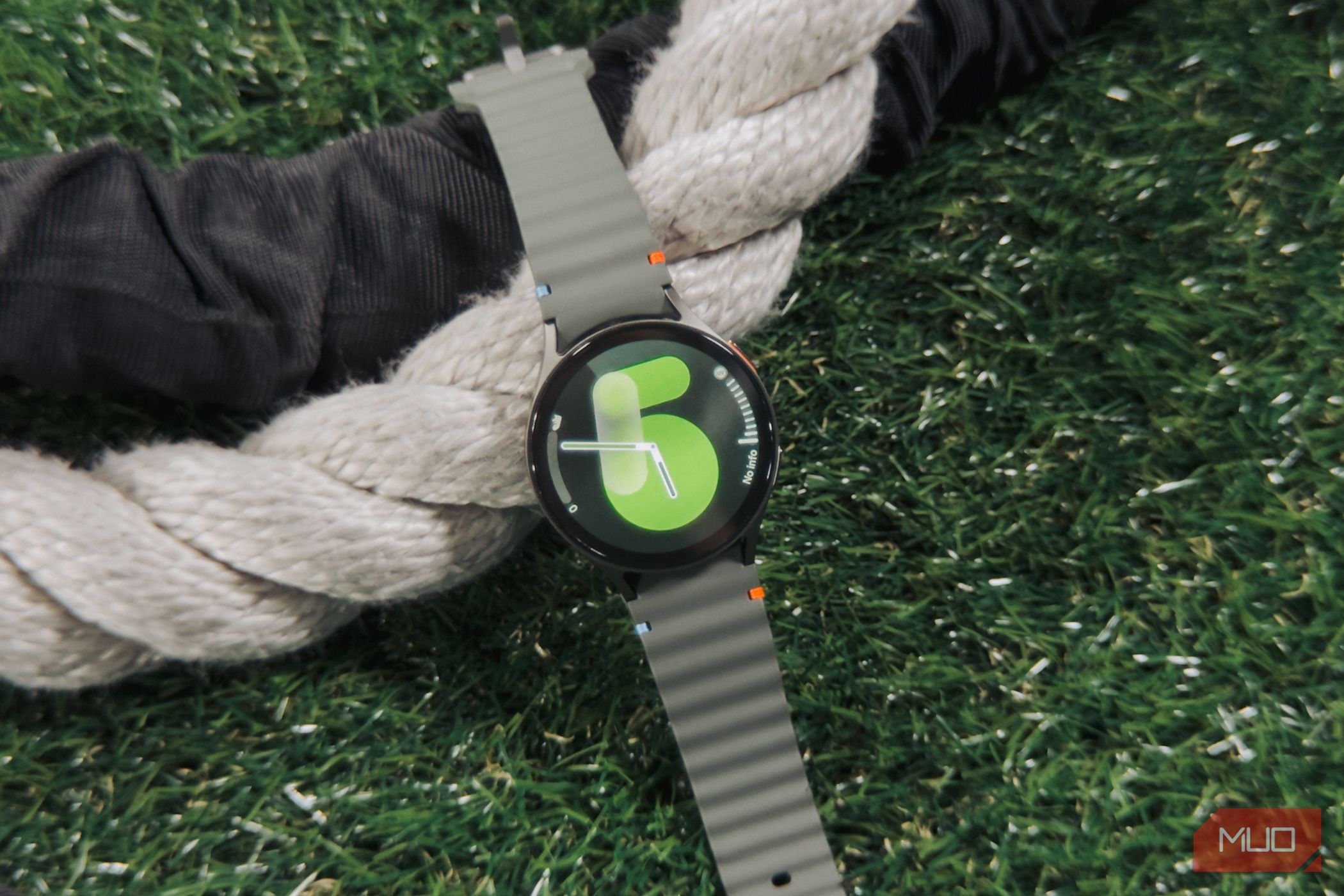 I didn't expect to enjoy gaming on my smartwatch, but these 5 games changed that