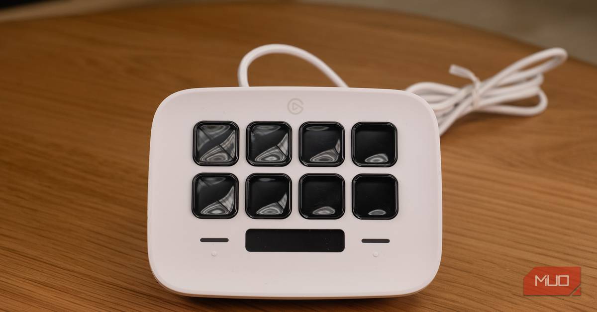 Elgato Stream Deck Neo Review: The Most Beginner-Friendly Stream Deck Elgato Stream Deck Neo