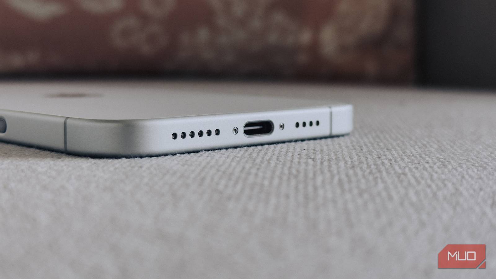 Android Power Port Did You Know You Can Plug These 10 Devices Into Your Smartphone’s ...