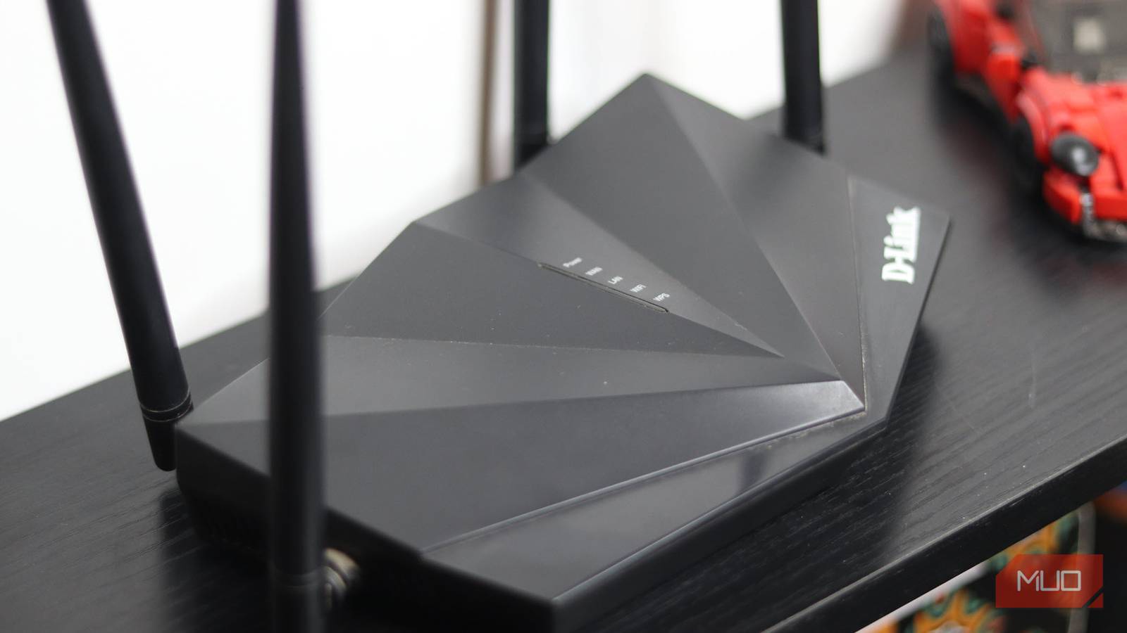 I Always Disable These 3 Settings on My Router: Here's Why