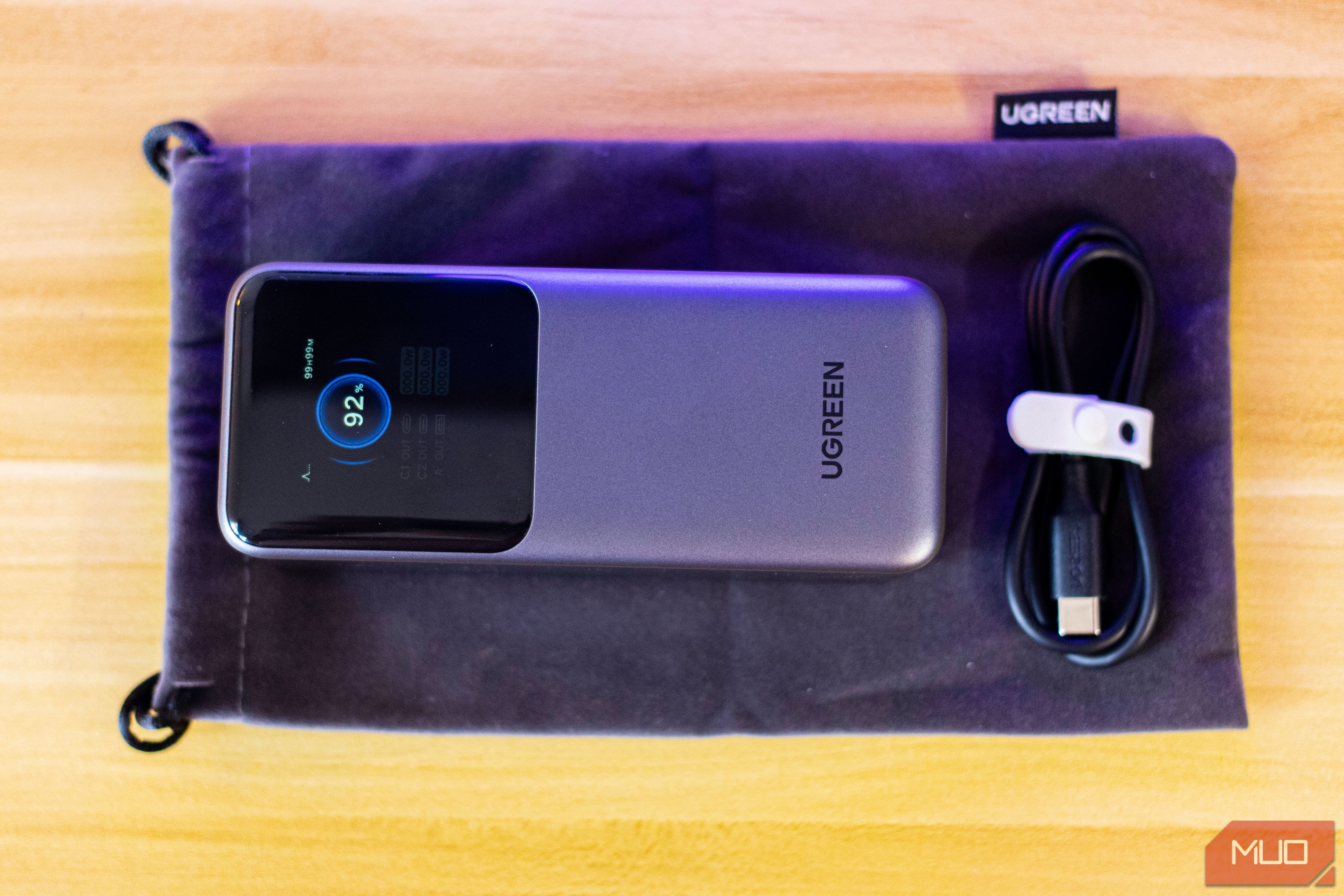 スマホアクセサリー ugreen nexodeFastChargingPowerBank 130W Ugreen Nexode 130W Power Bank with Smart Digital Display