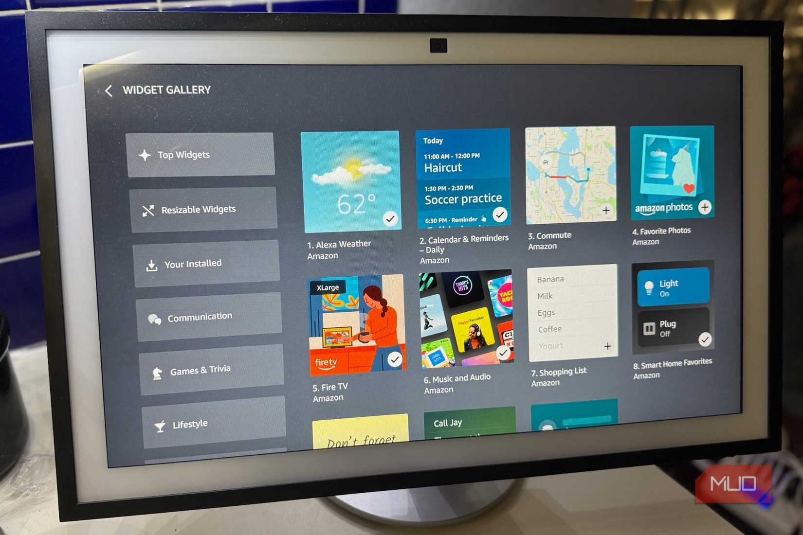 amazon-echo-show-21-review-bigger-is-mostly-better