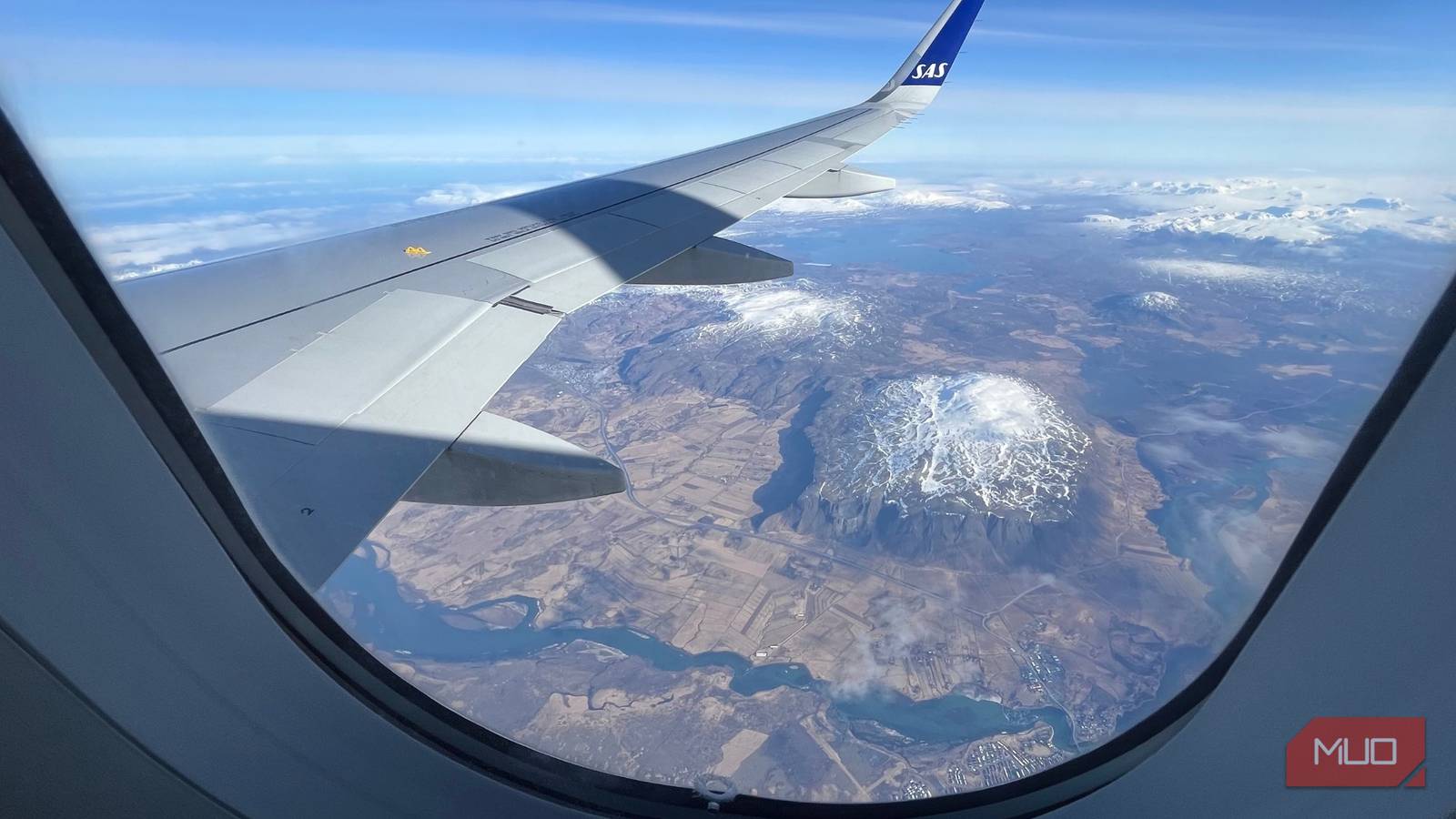 These 5 simple travel tech tips saved me on my last holiday trip