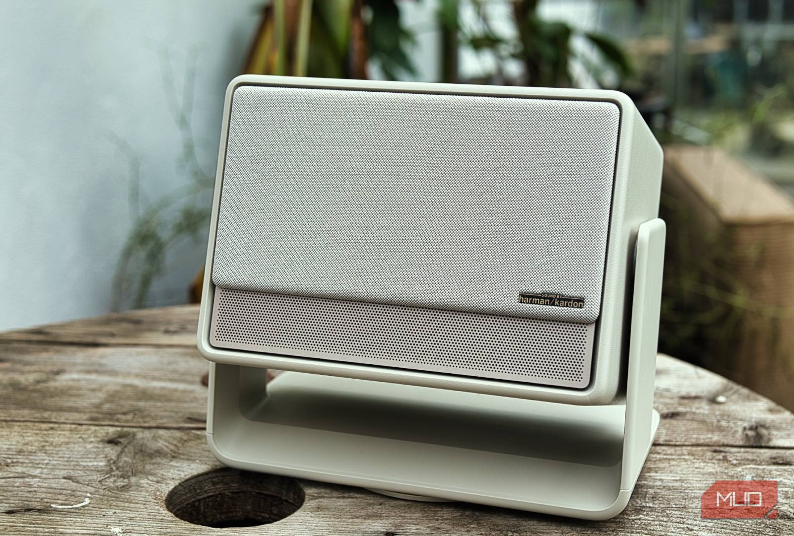 XGIMI Horizon S Max Review: Gorgeous, Bright, and Versatile