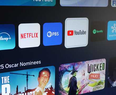 آیکون یوتیوب بر روی تلویزیون سامسونگ