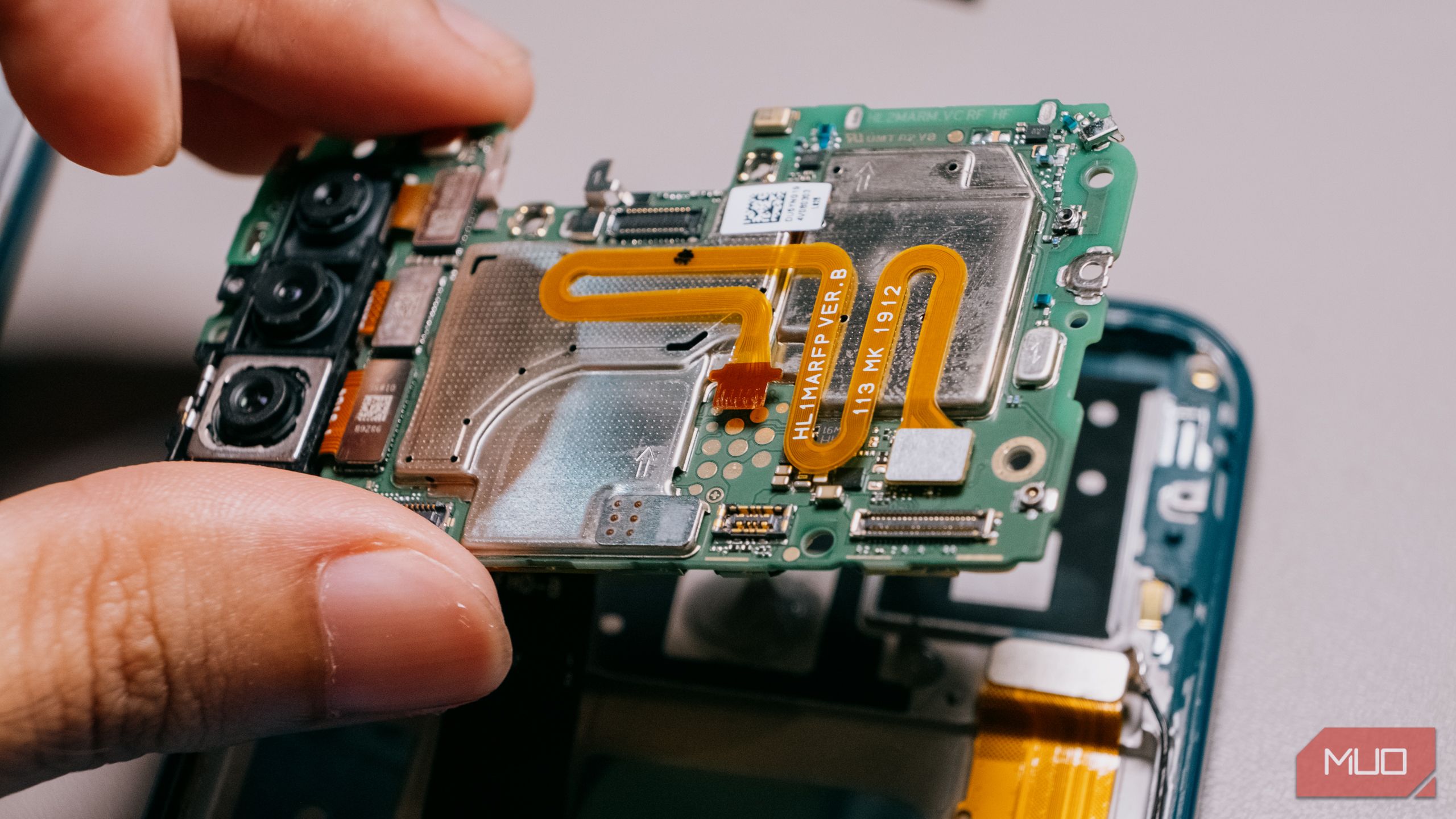 Transferring P30 Lite motherboard to new shell
