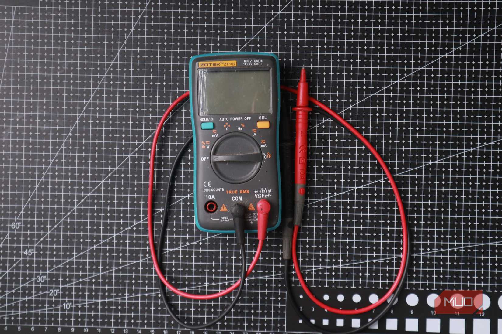 These Are the 8 Tools I Keep In My PC Repair Kit