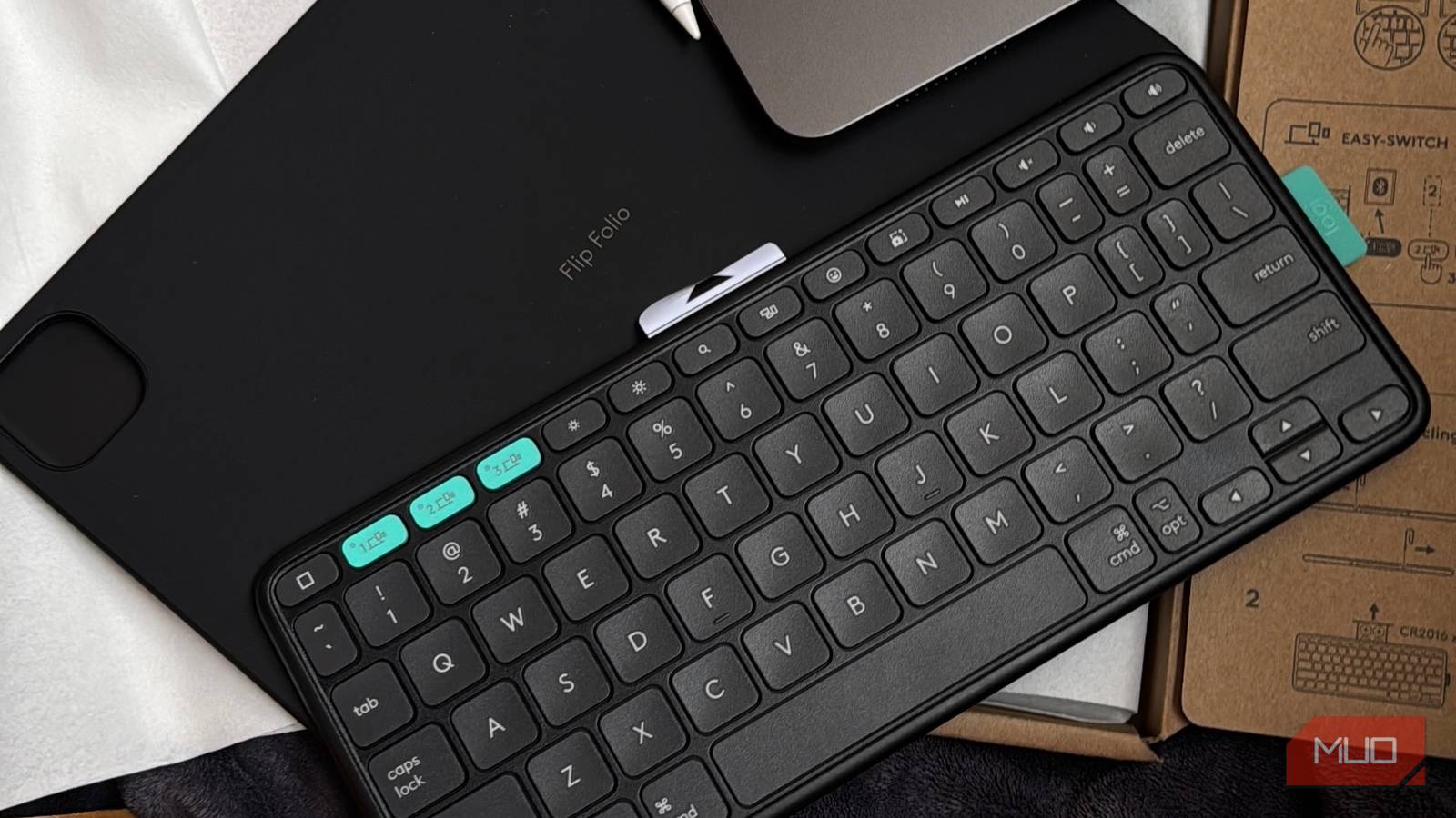 I Skipped Apple's iPad Keyboard Because This $160 One Is Better