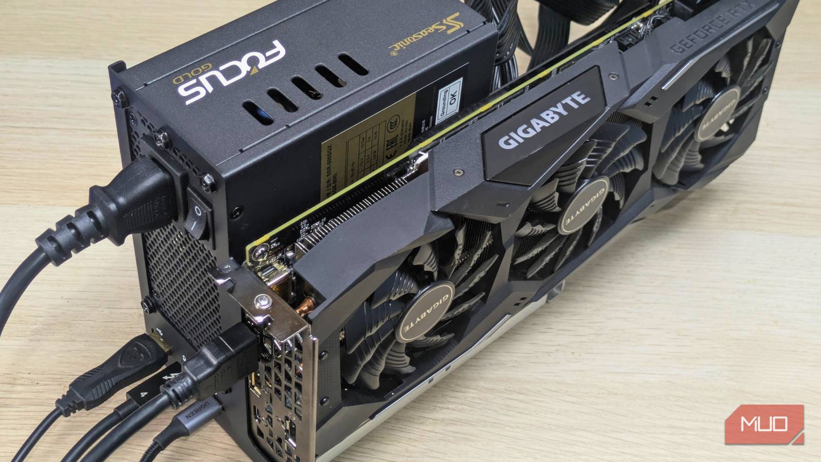 Using USB docking features on eGPU