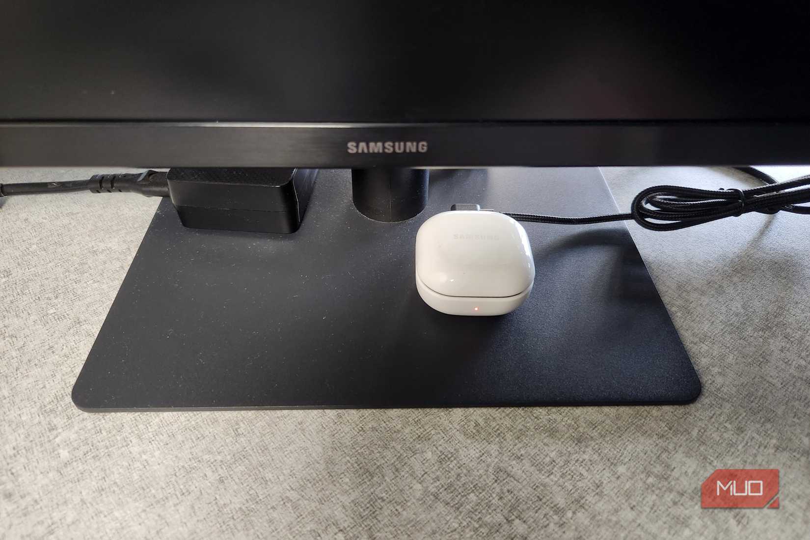 7 Surprising Devices That Work With Your Monitor’s USB Port
